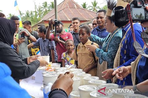 Harapan Besar Guru Papua: Program Makan Bergizi Gratis Jadi Pemicu Semangat Belajar Siswa